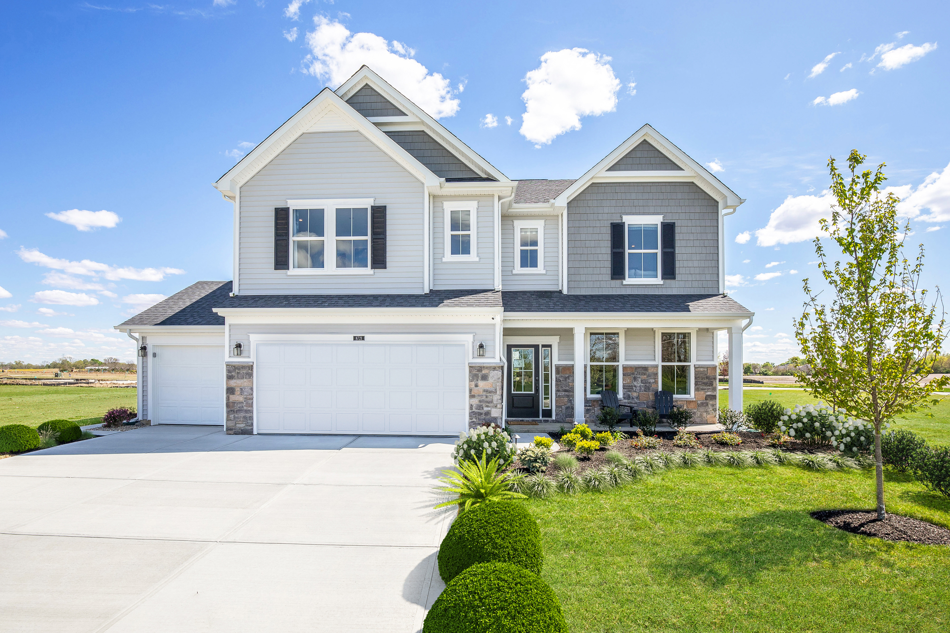 Brownstone in New Whiteland, IN