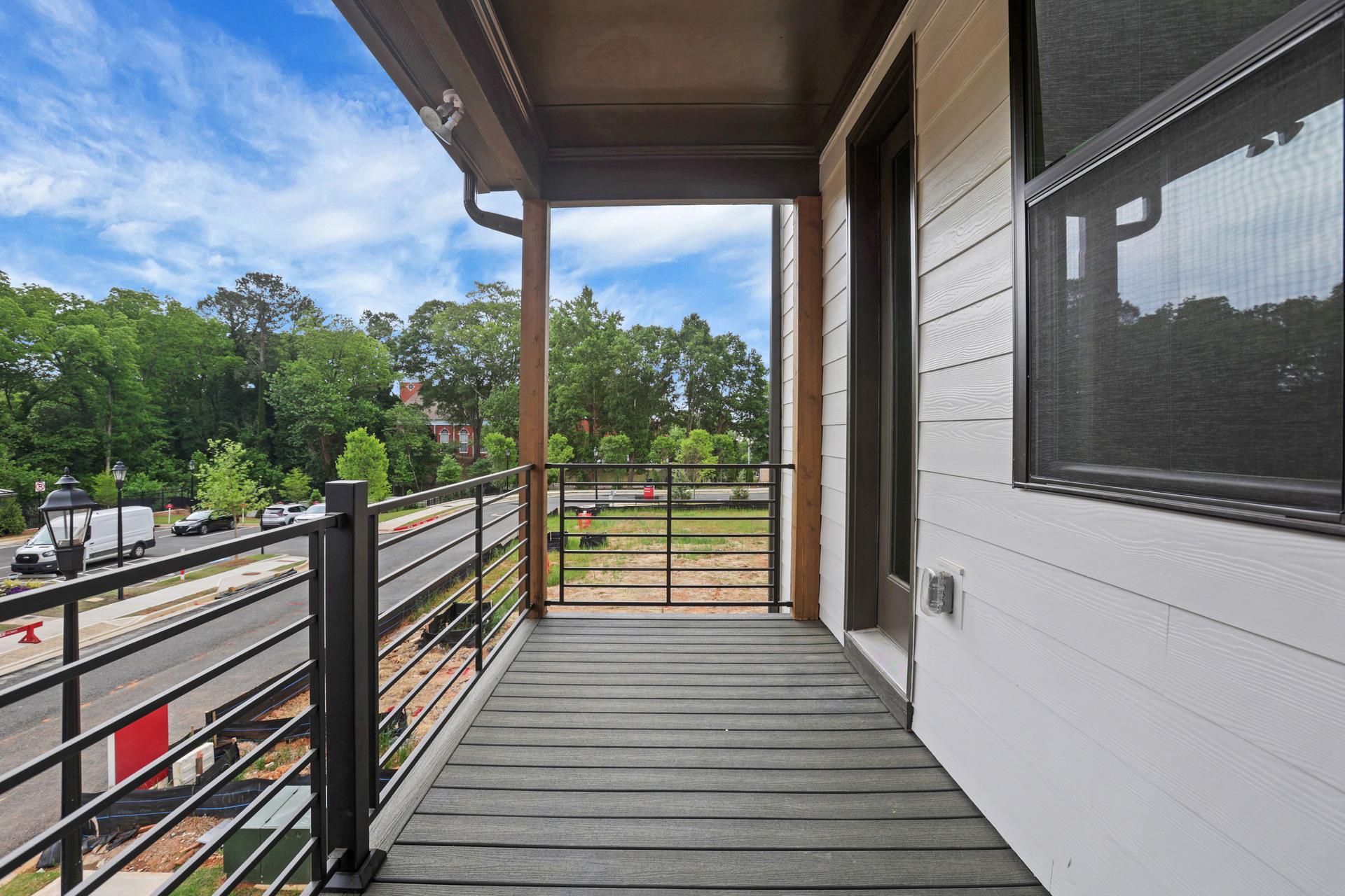 covered back deck with access from the great room