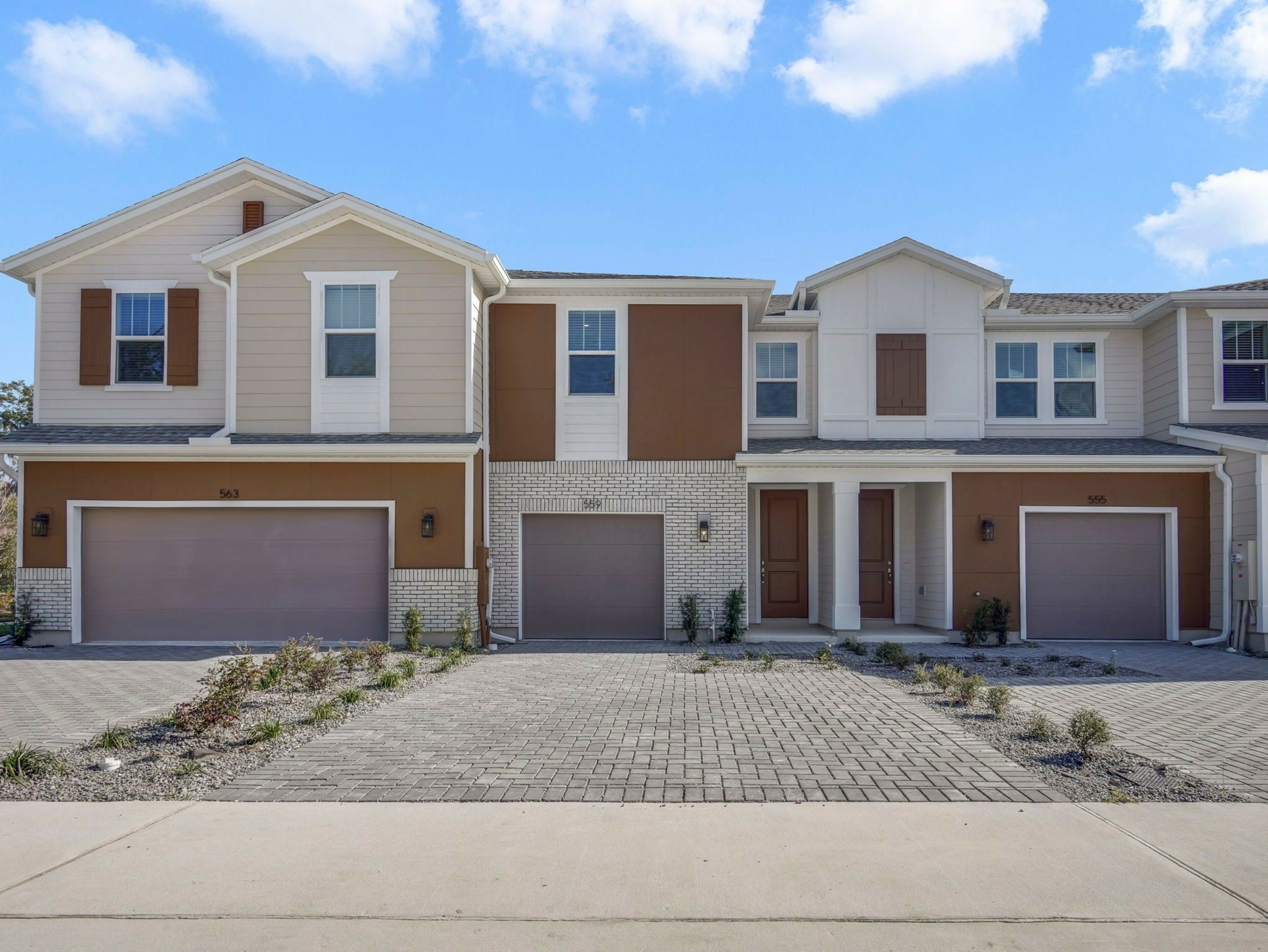 Card image for Magnolia