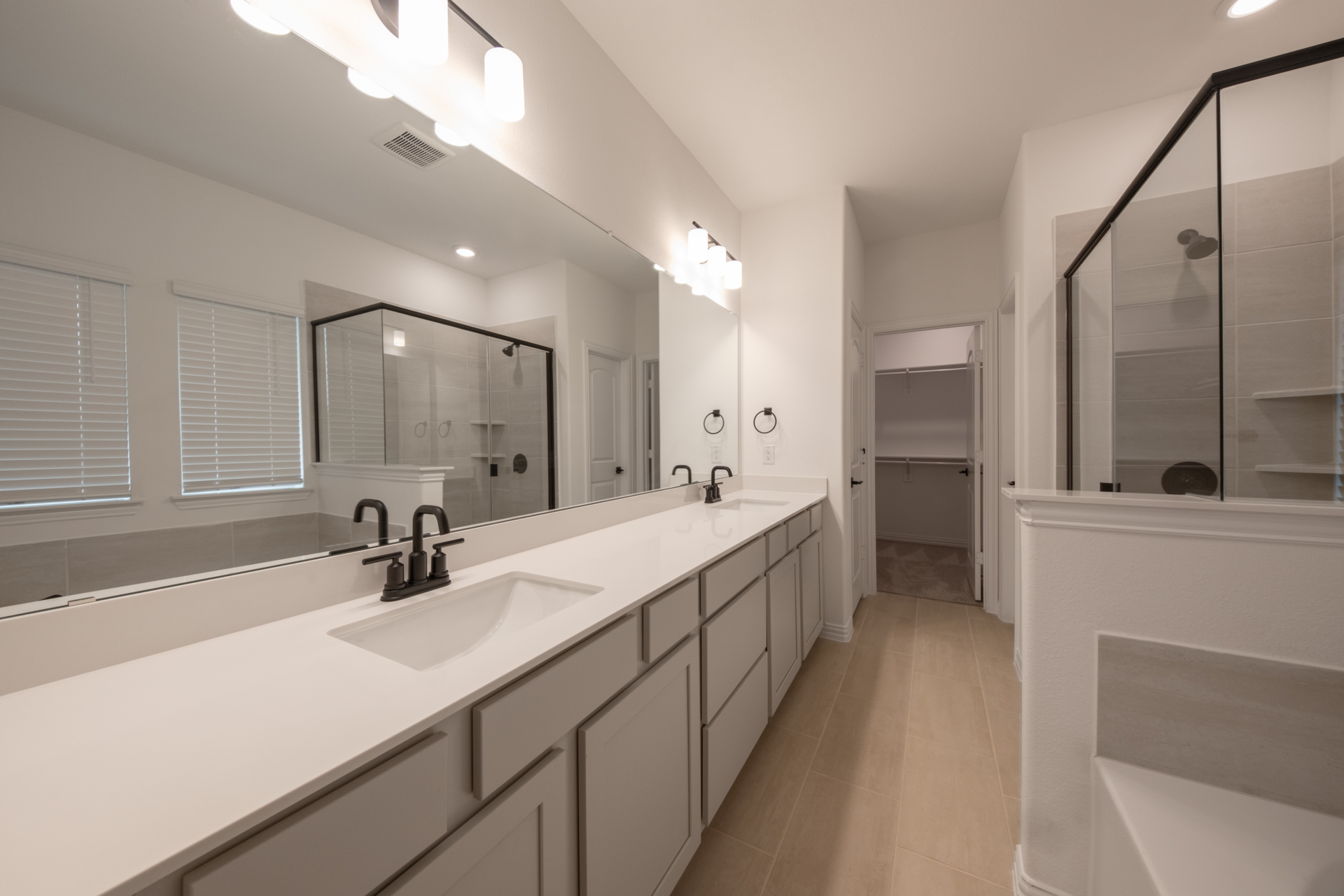 Alpine Primary Bathroom