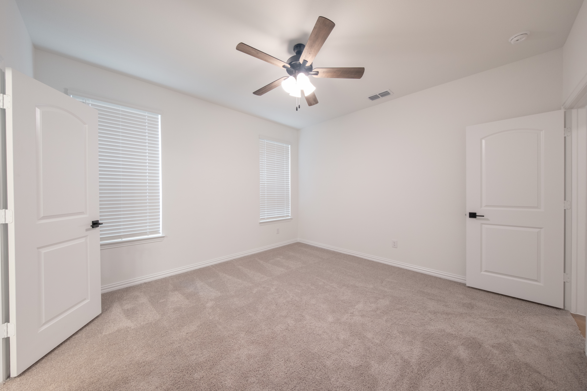 Alpine Primary Bedroom