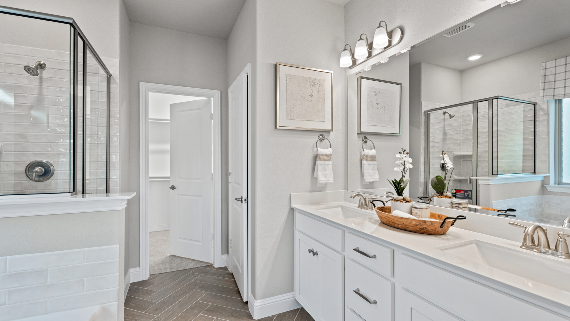 Avalon Primary Bathroom