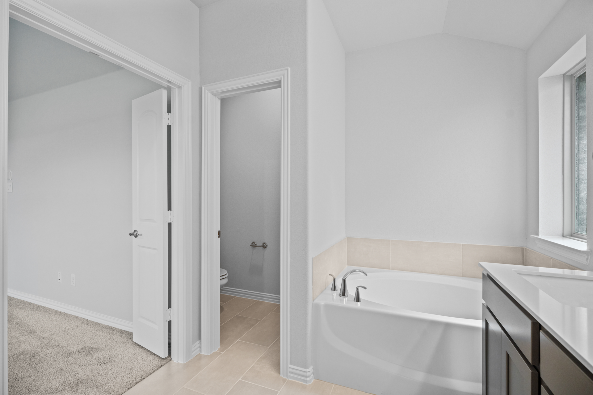 Brooks Primary Bathroom