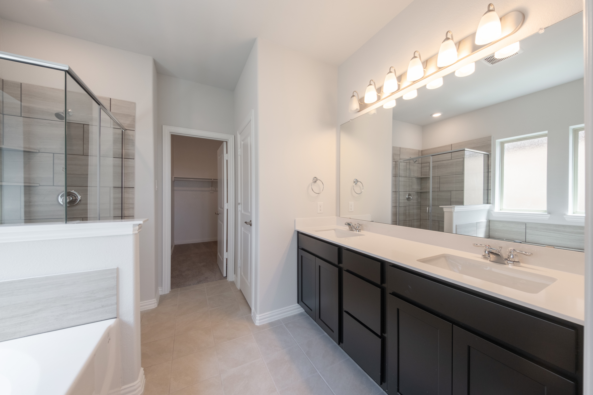 Cascade Primary Bathroom