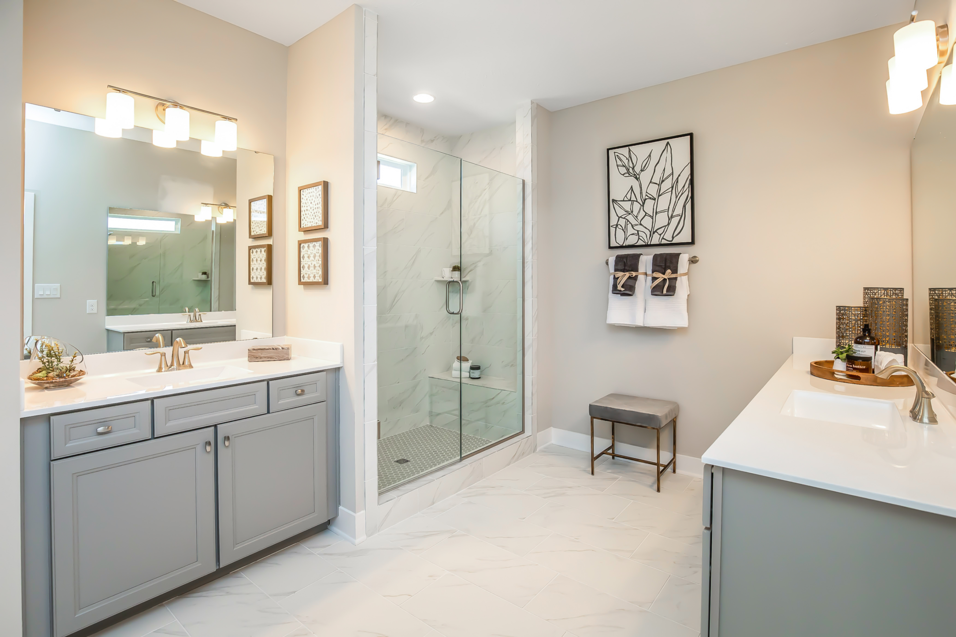 Charleston Primary Bathroom