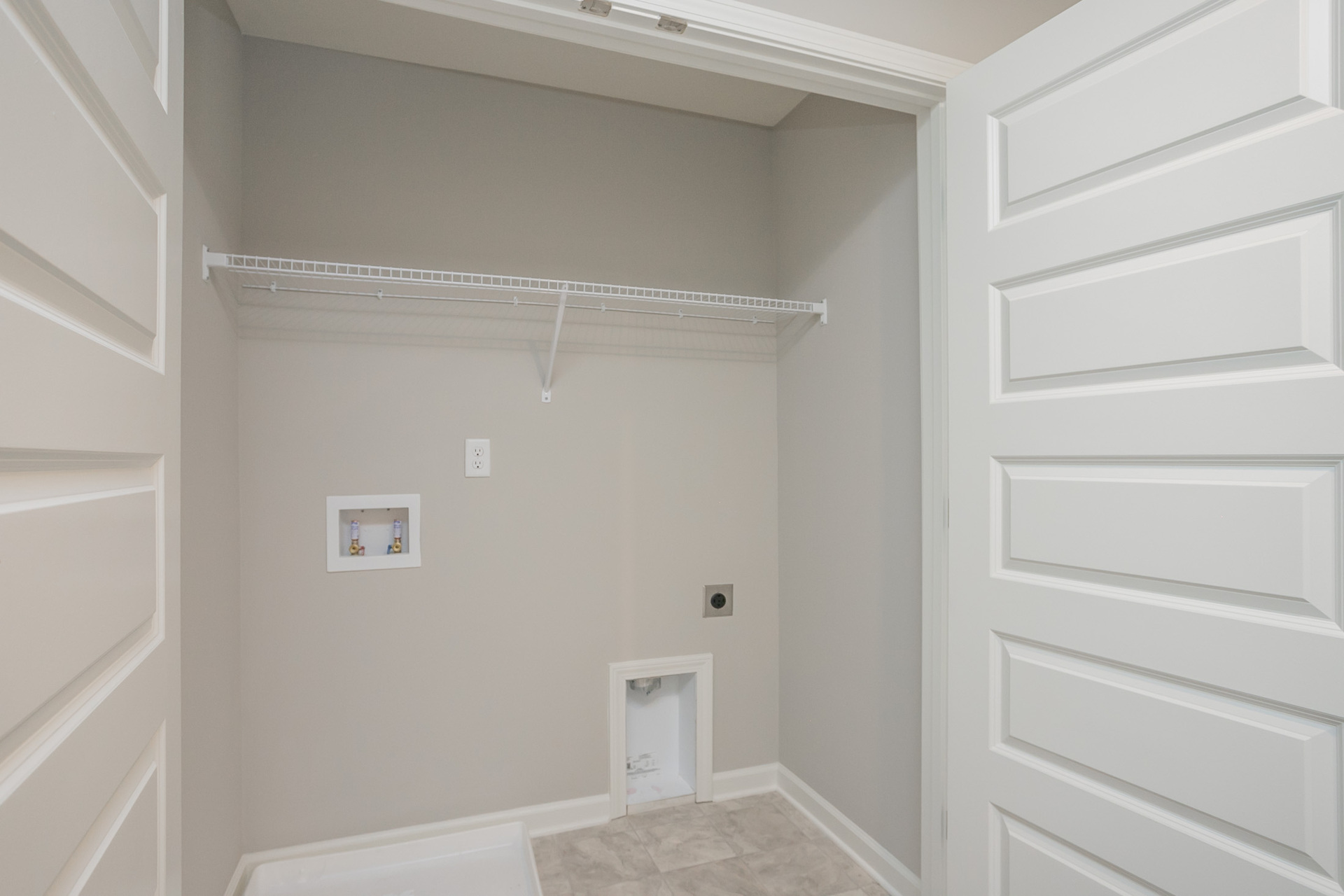 Charlotte Laundry Room