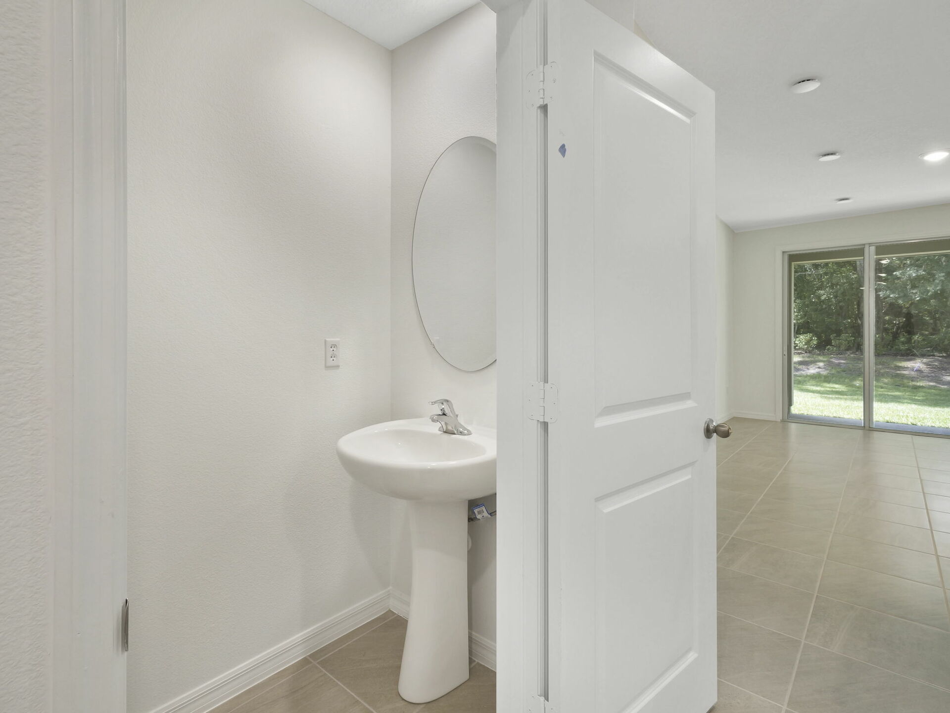 single sink and mirror