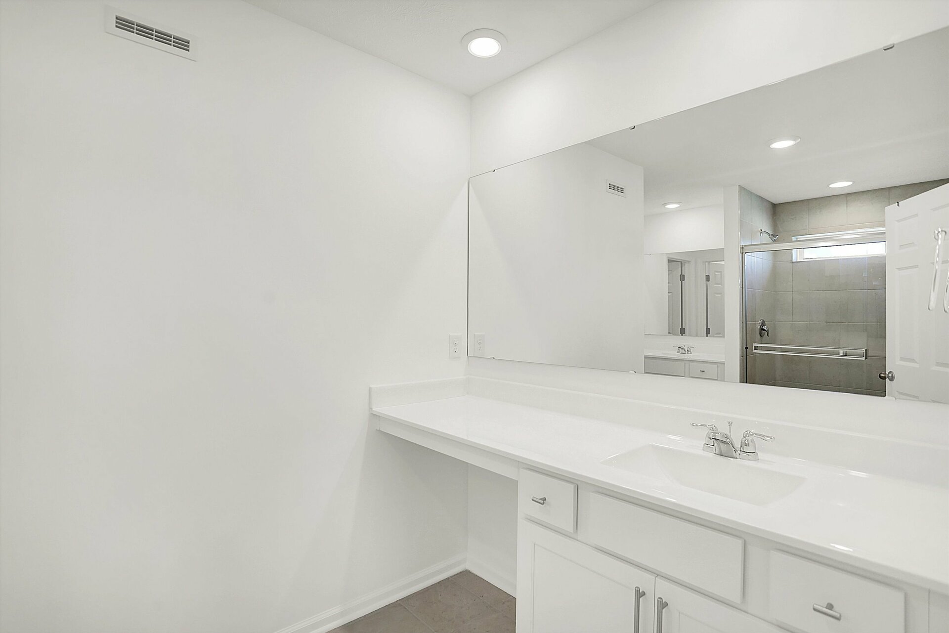 Jefferson Primary Bathroom