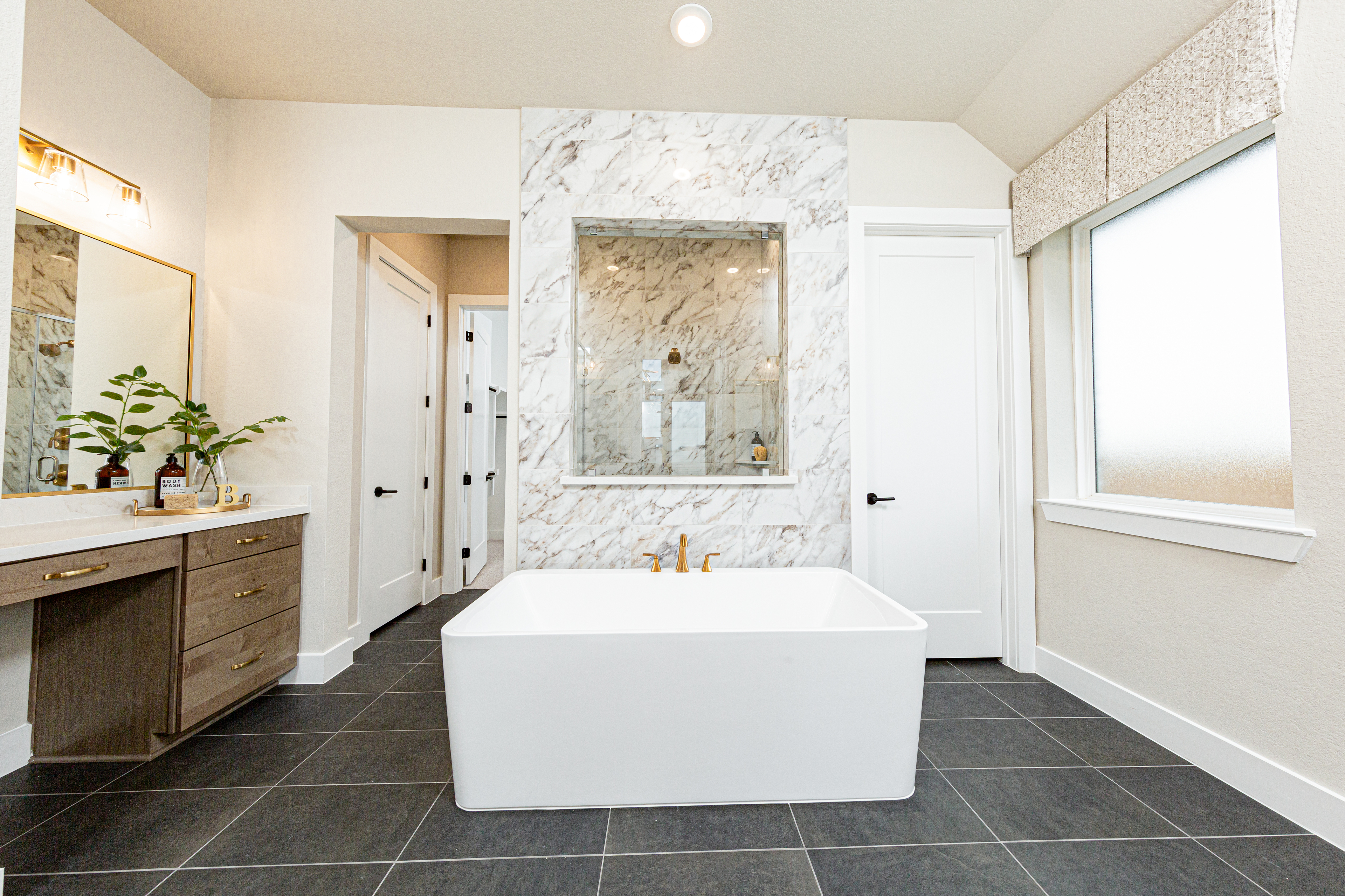 Kerrville Primary Bathroom