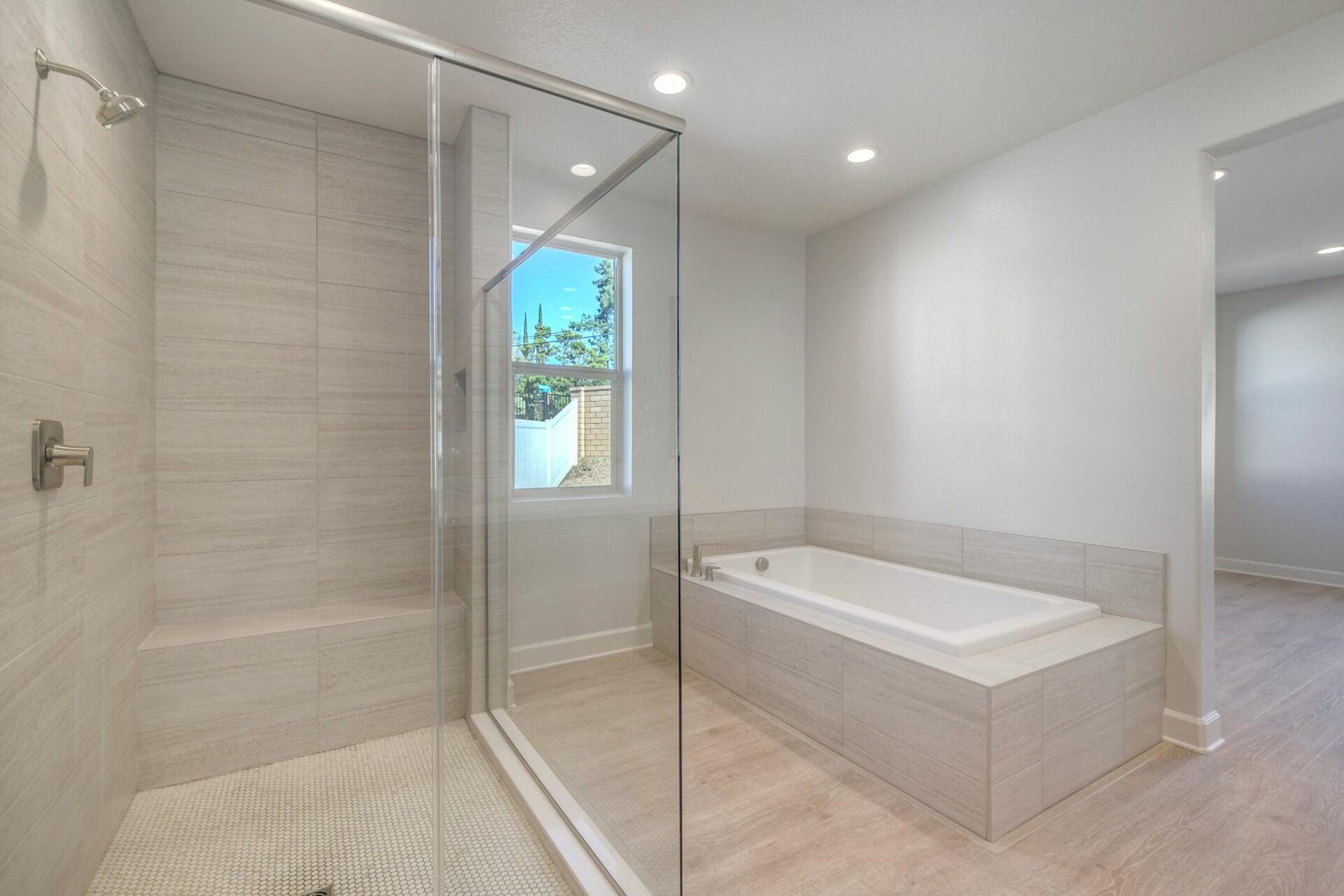 Lakemont X Primary Bathroom.jpg