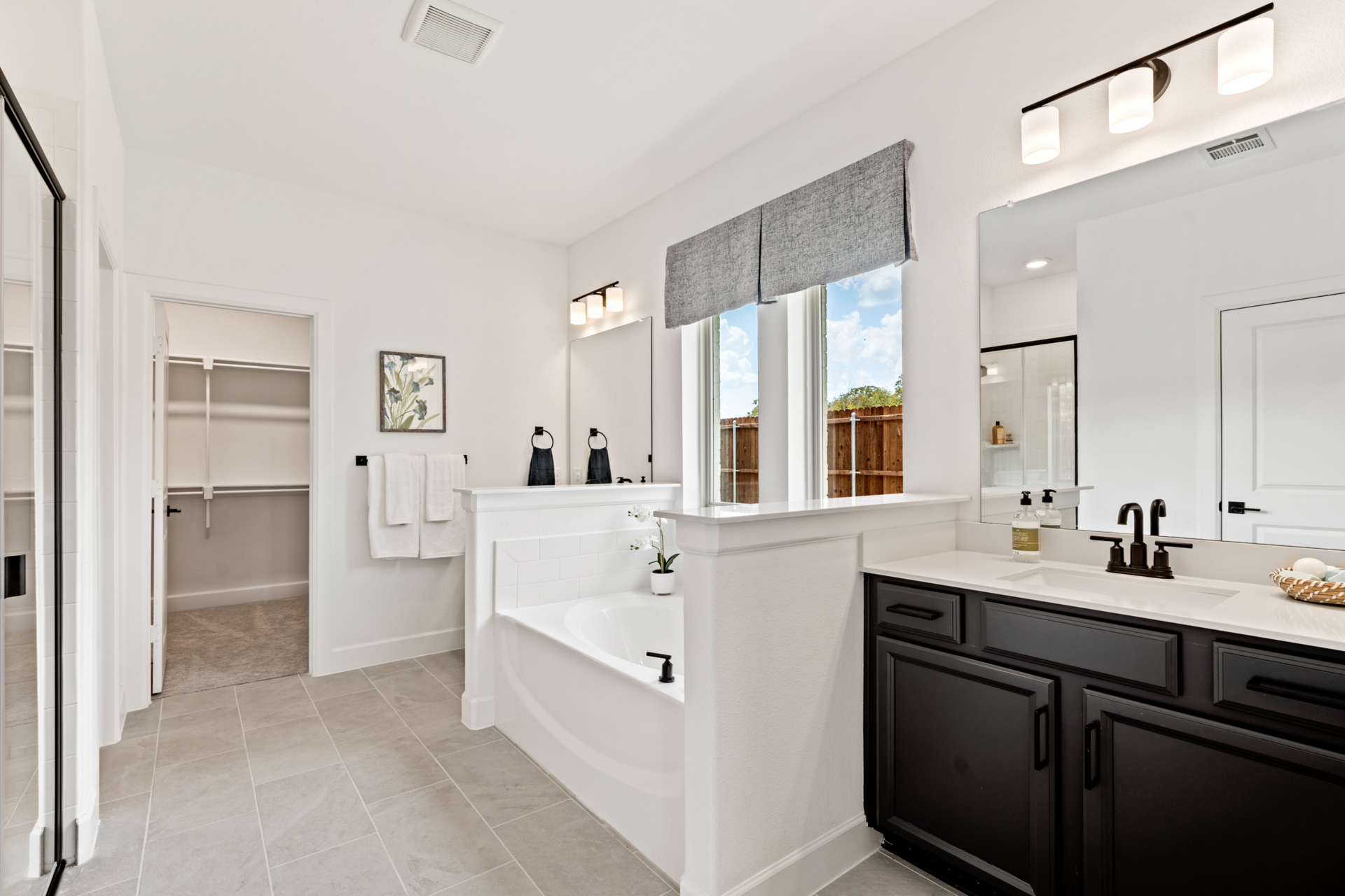 Laredo Model Home Primary Bathroom