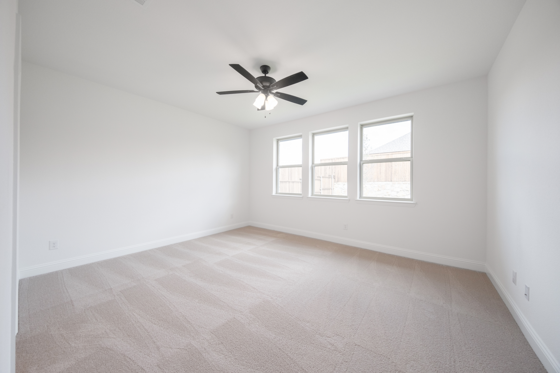 Laredo Primary Bedroom