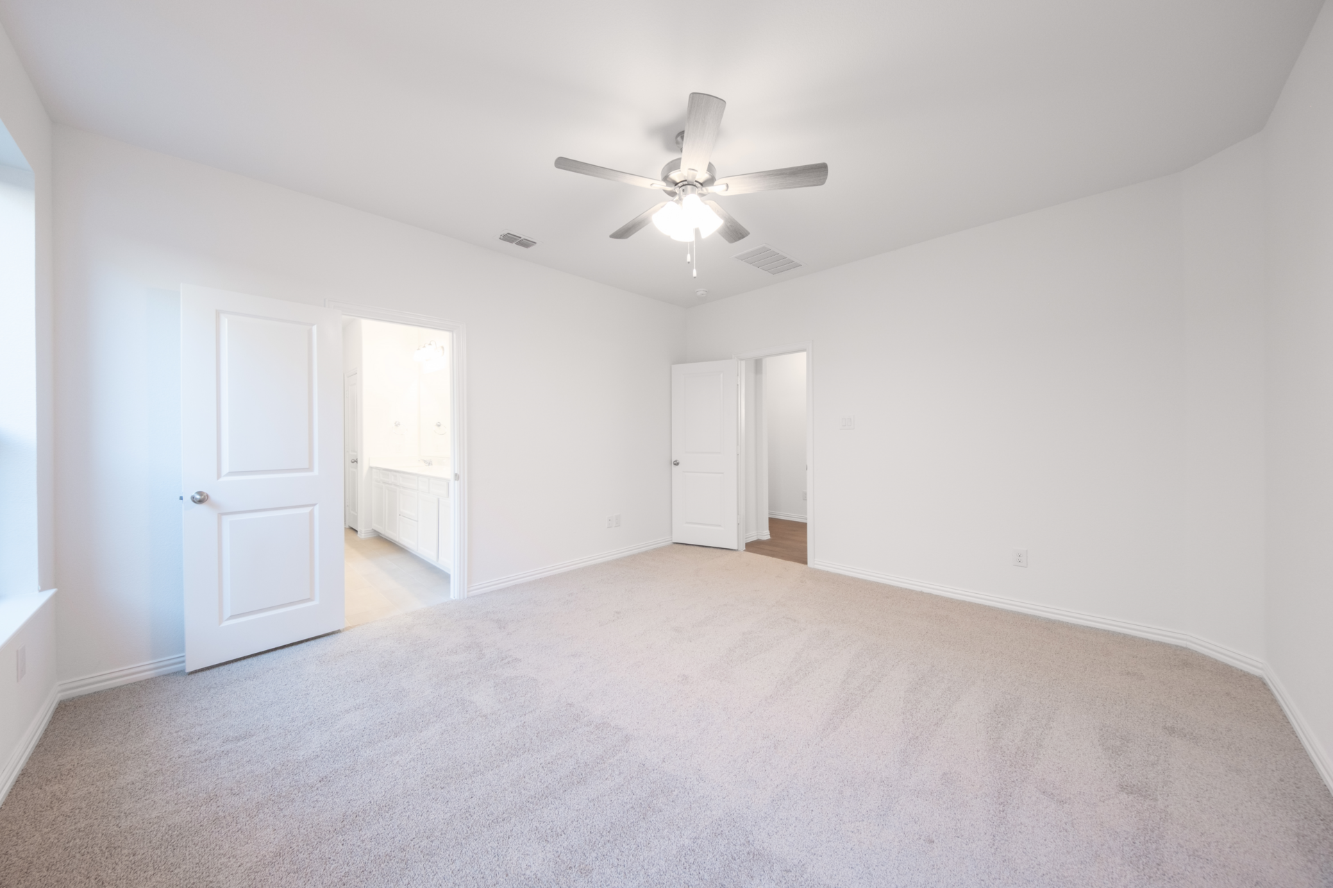 Marathon Primary Bedroom