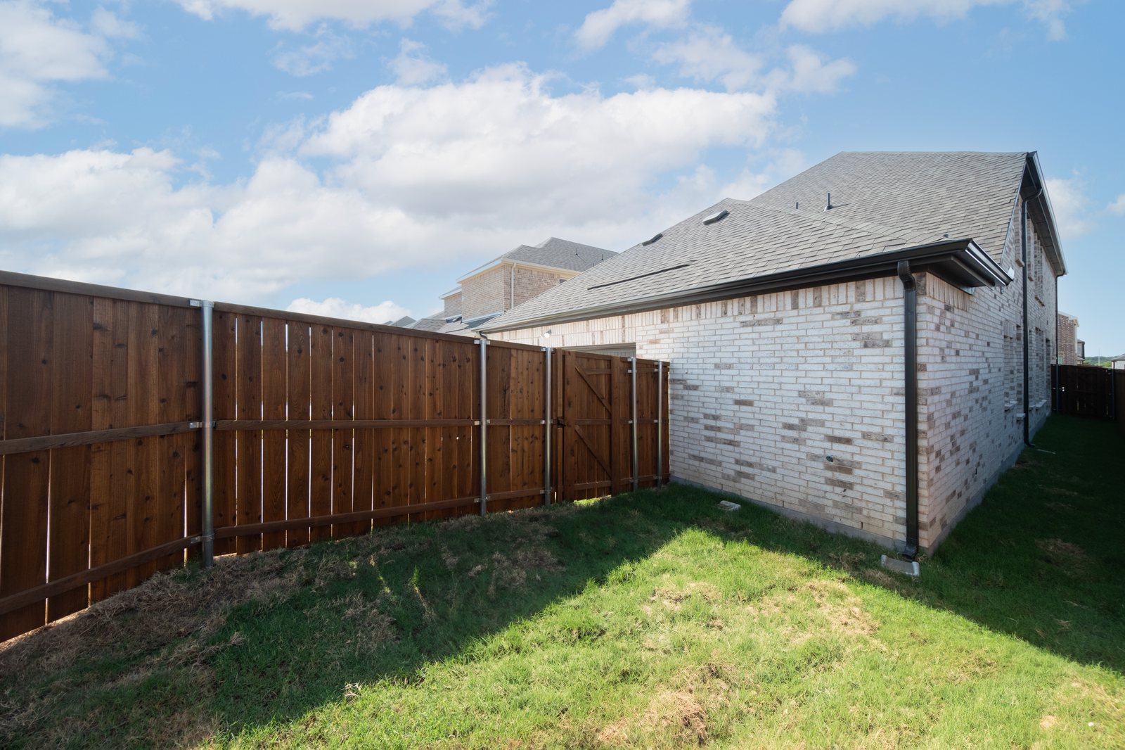 Marathon Backyard