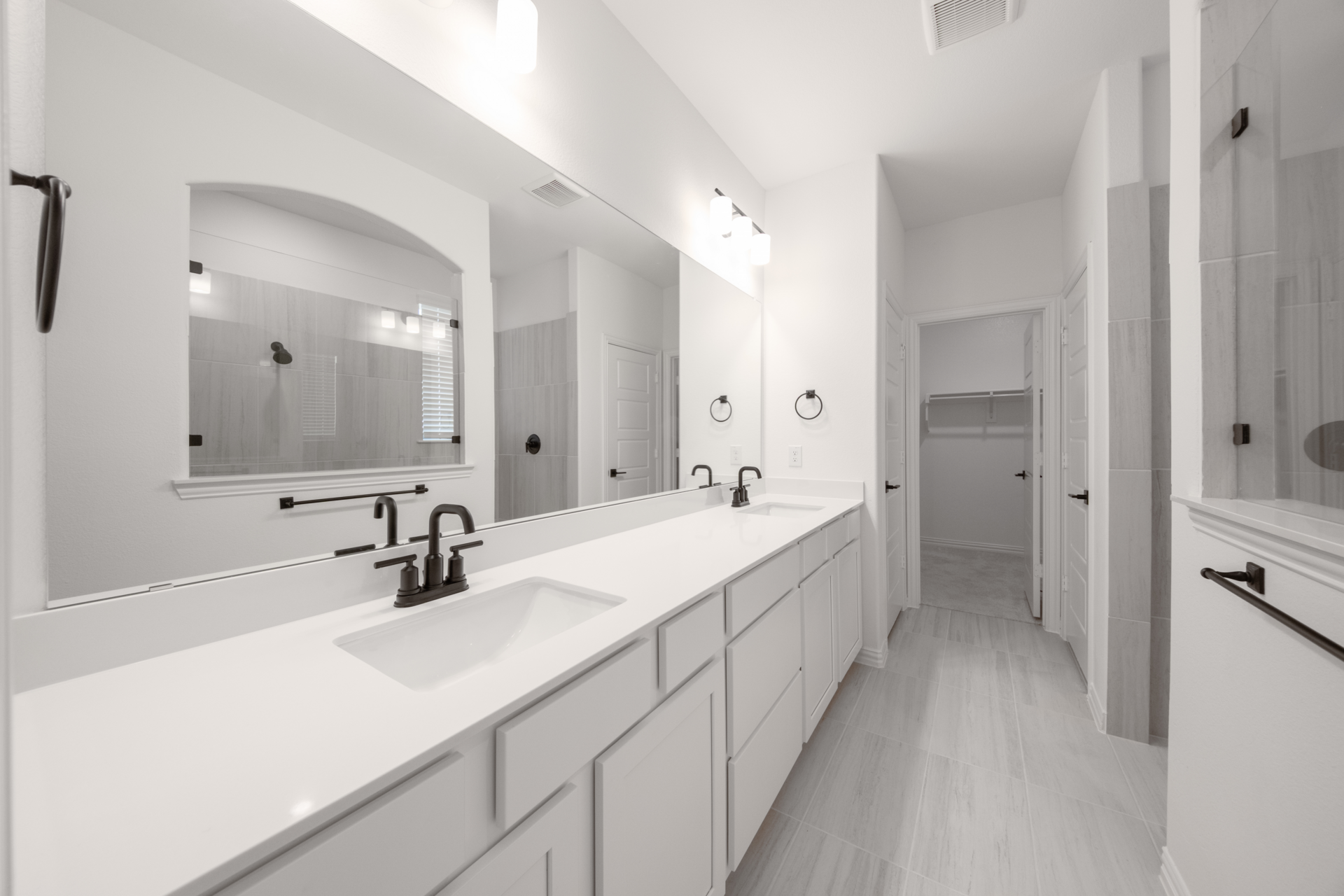 Meridian Primary Bathroom