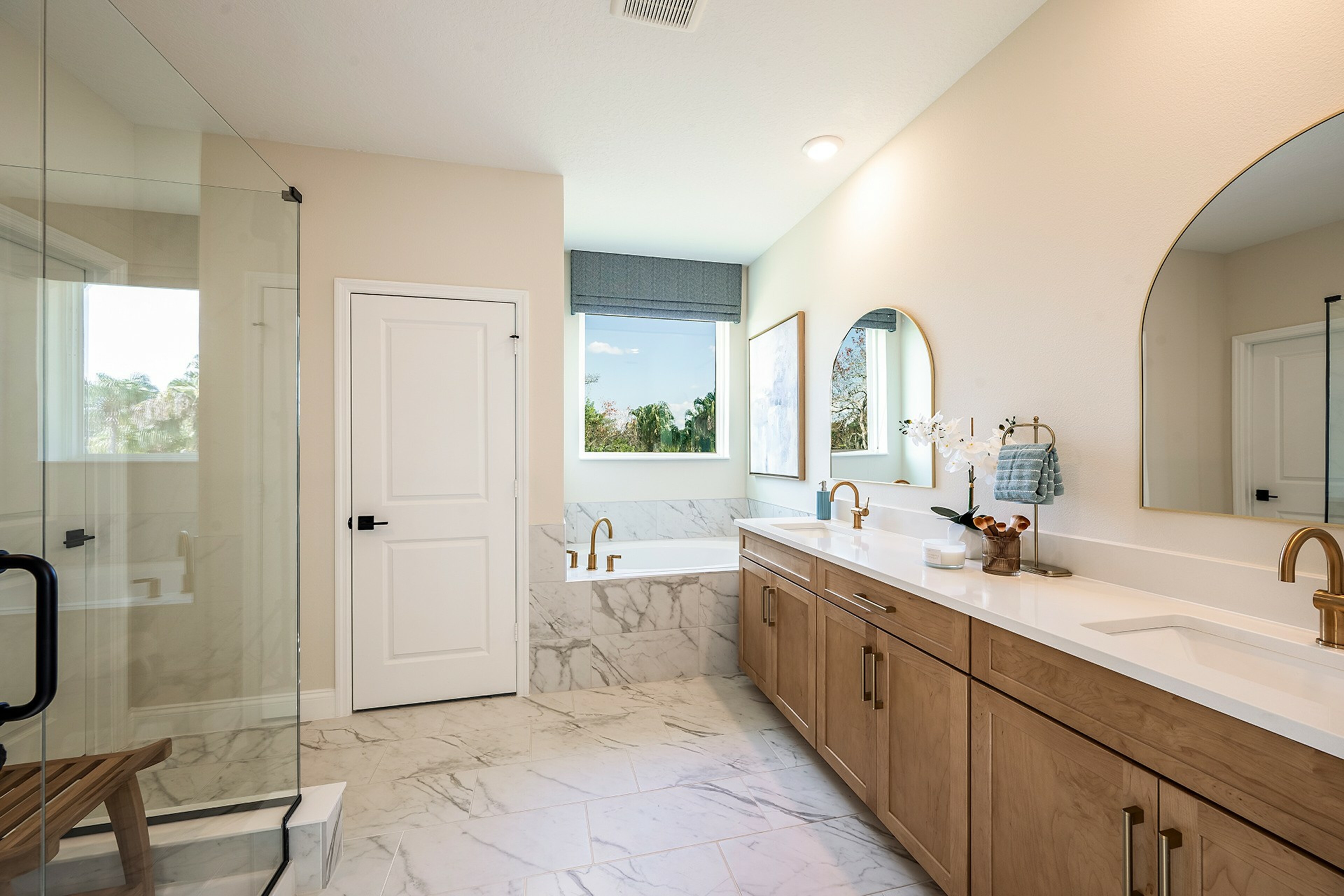 Secondary Primary Bathroom 