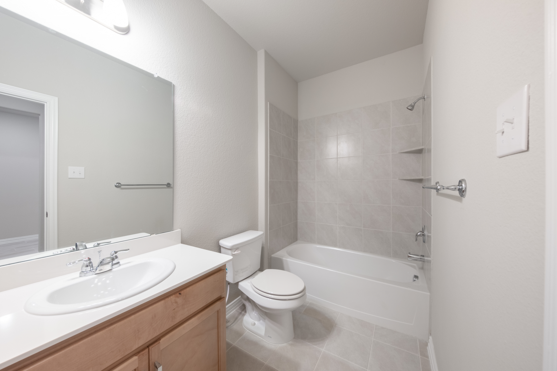 Rainier Secondary Bathroom