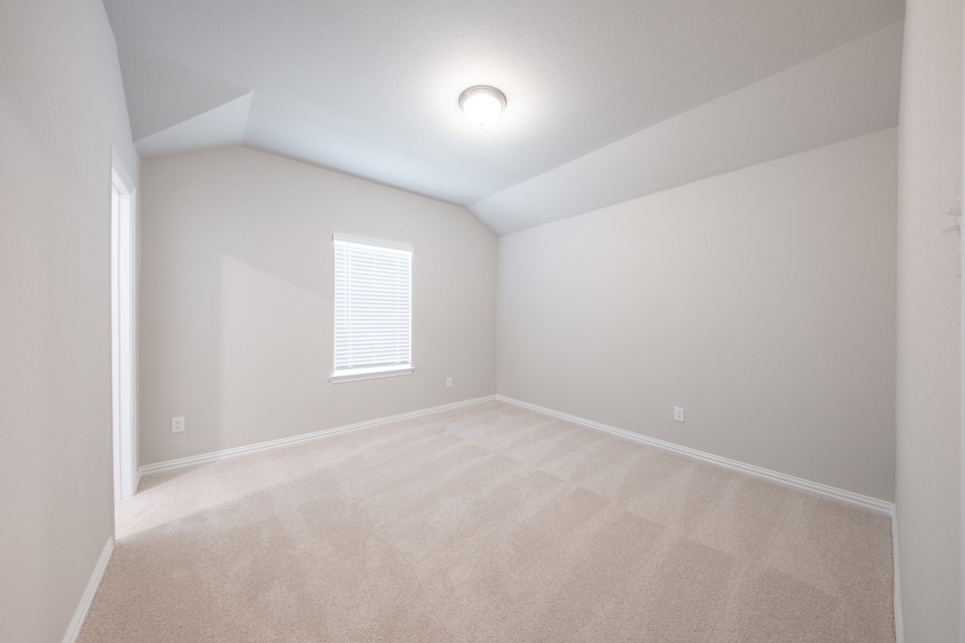 Rainier Secondary Bedroom