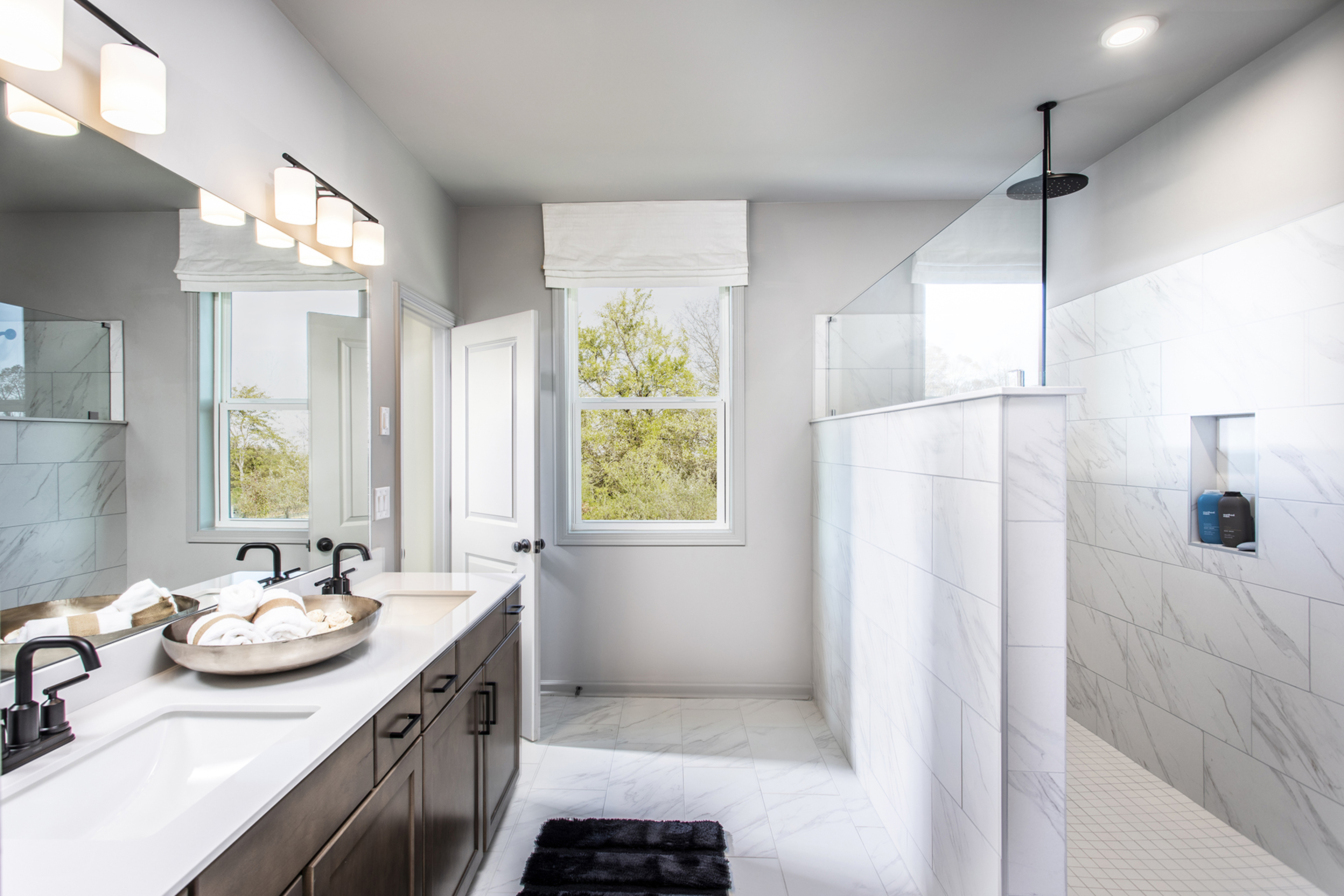 Riverside Primary Bath