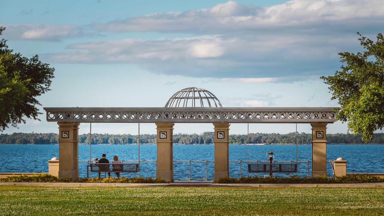Sanford Neighborhood Page
