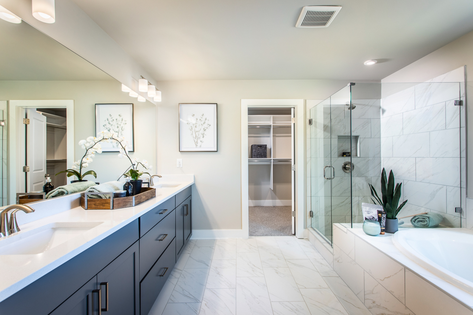 Shelby Primary Bathroom