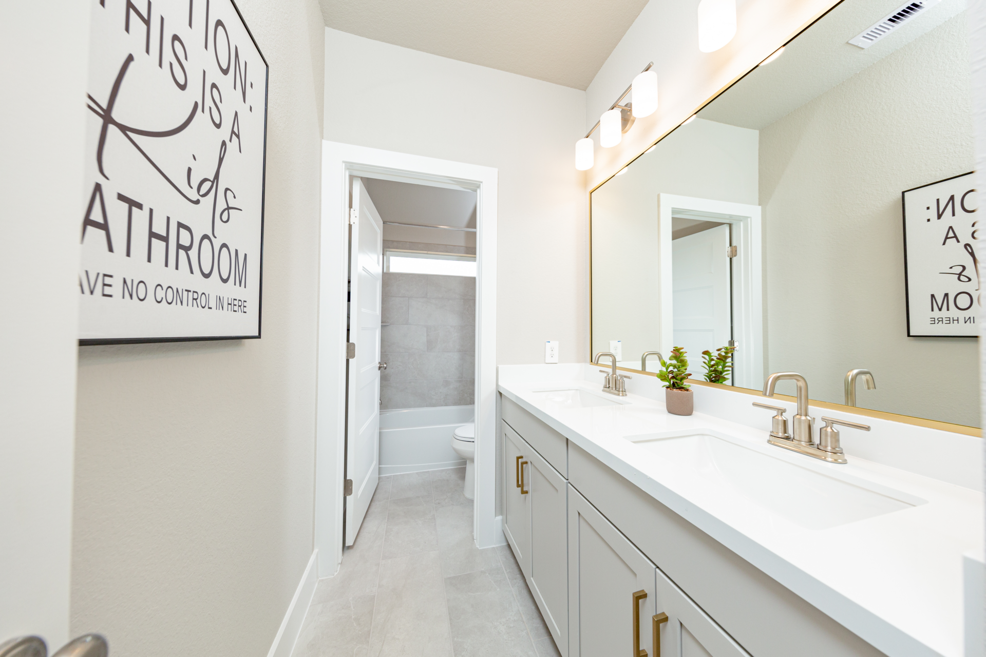 Somerset Secondary Bathroom