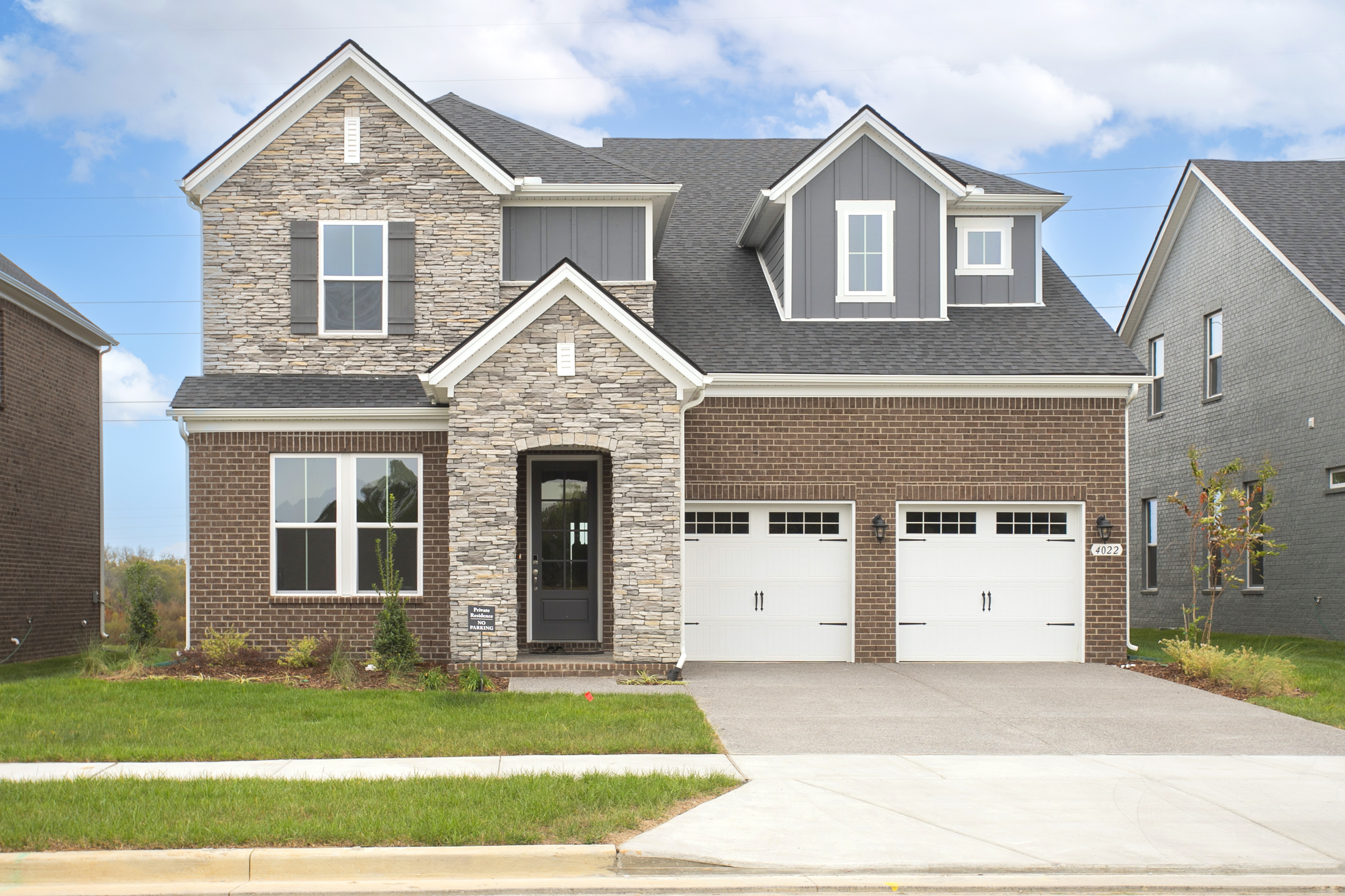 Weston French Country M Exterior