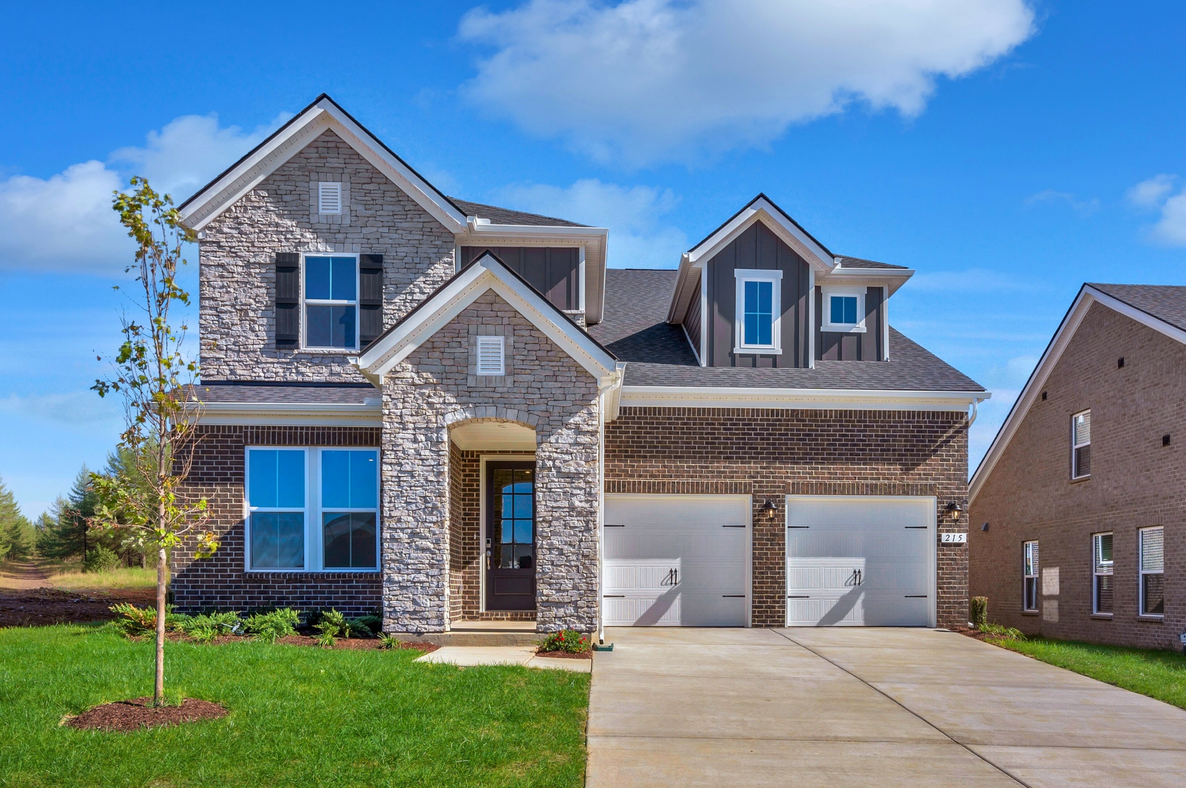 Weston French Country M Exterior